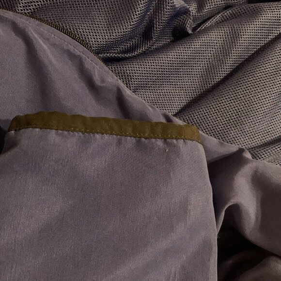 THREE HEARTS. Size XL. Lined Zip Front Jacket. Pucker Yoke Detailing. B59 - Picture 6 of 7